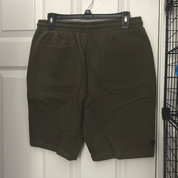 Alphalete Identity Shorts - Olive Green - Picture 2 of 4